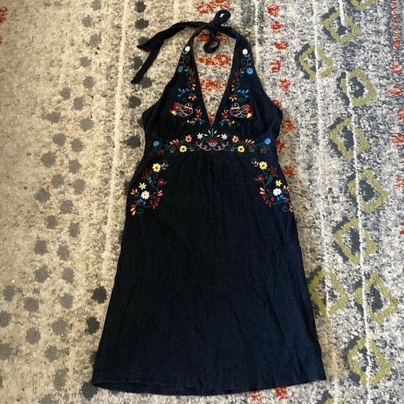 Embroidered Halter Dress Black size Small - Picture 1 of 3